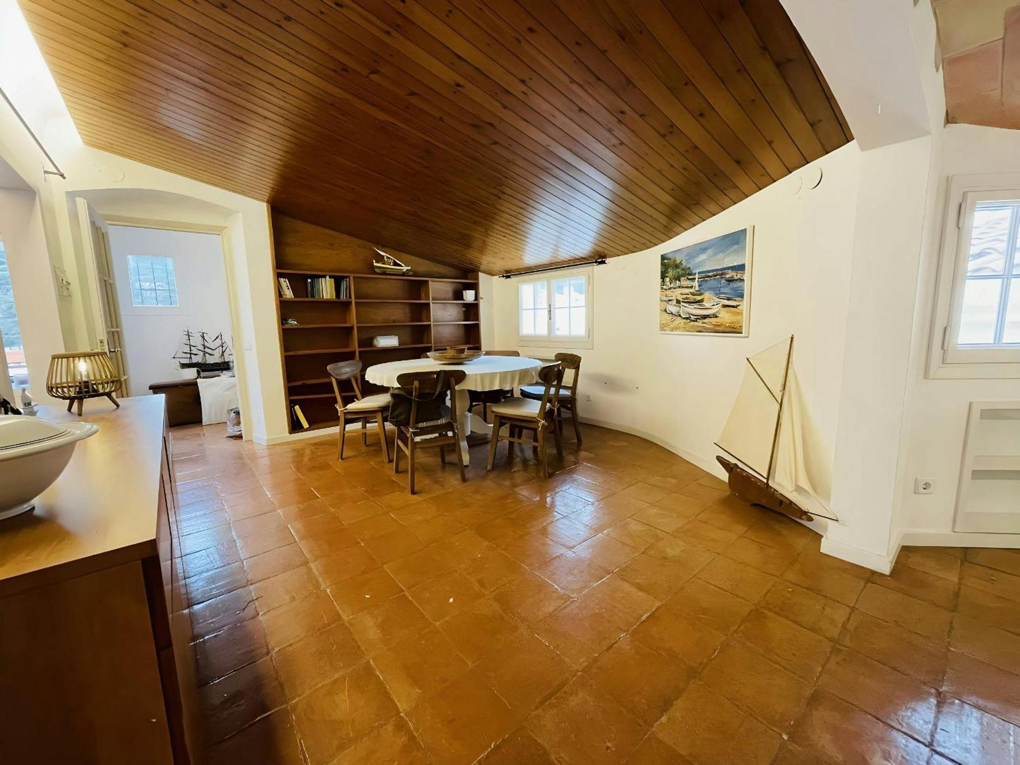 شقة Tamariu Platja - Penthouse On Passeig Del Mar. المظهر الخارجي الصورة