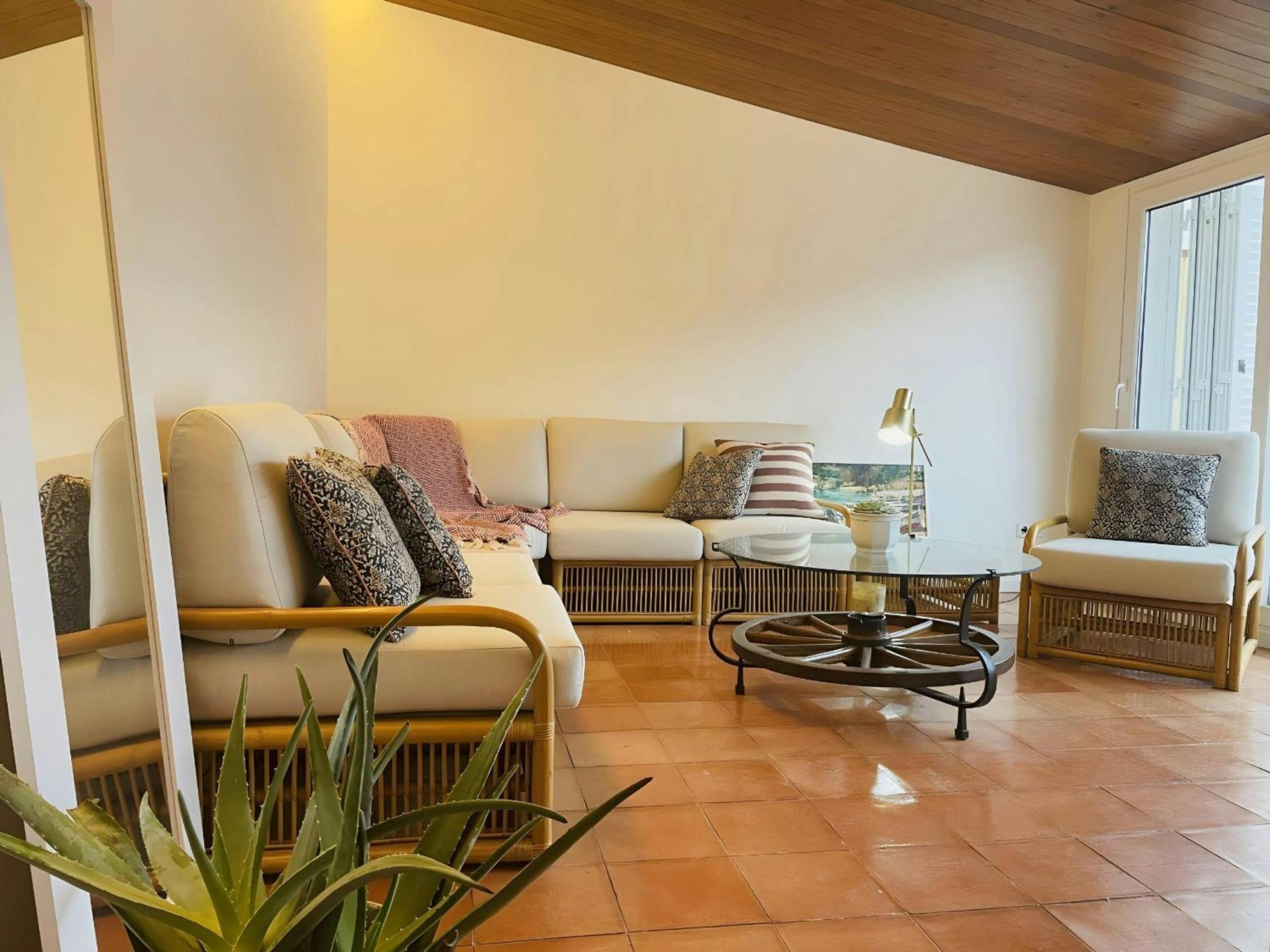 شقة Tamariu Platja - Penthouse On Passeig Del Mar. المظهر الخارجي الصورة